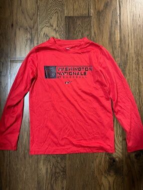 Nike Dri-Fit Youth Small Washington Nationals Graphic Long Sleeve Shirt